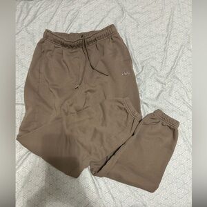 Alo accolade sweatpants